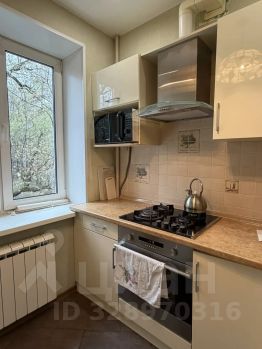 1-комн.кв., 30 м², этаж 3