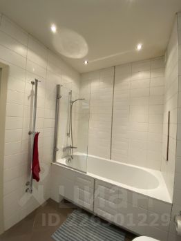 2-комн.кв., 65 м², этаж 6