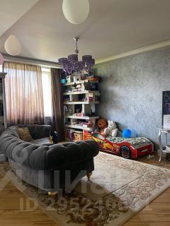 3-комн.кв., 80 м², этаж 7