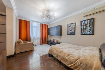 4-комн.кв., 216 м², этаж 15