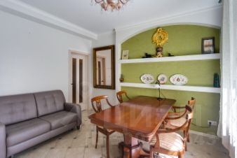 2-комн.кв., 76 м², этаж 1