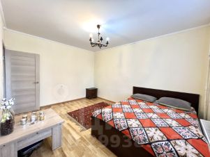 2-комн.кв., 64 м², этаж 3