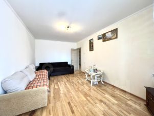 2-комн.кв., 64 м², этаж 3