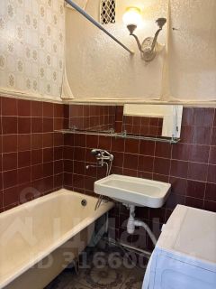 2-комн.кв., 53 м², этаж 2