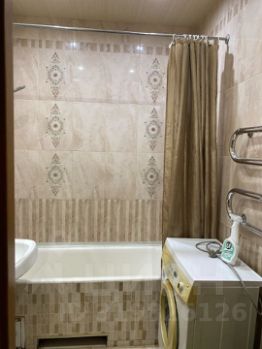 1-комн.кв., 42 м², этаж 3