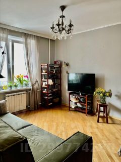 2-комн.кв., 42 м², этаж 3