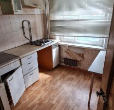 4-комн.кв., 64 м², этаж 9