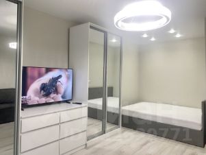 1-комн.кв., 42 м², этаж 3