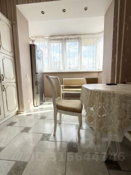 2-комн.кв., 57 м², этаж 17