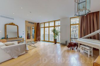 3-комн.апарт., 125 м², этаж 3