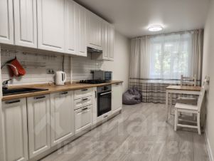 1-комн.кв., 40 м², этаж 4 1-комн.кв., 40 м², этаж 4