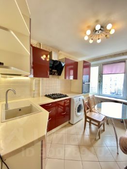 2-комн.кв., 50 м², этаж 9