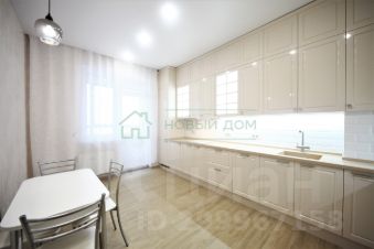 2-комн.кв., 68 м², этаж 32