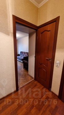 2-комн.кв., 50 м², этаж 3