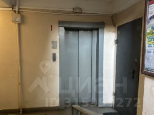 1-комн.кв., 32 м², этаж 3