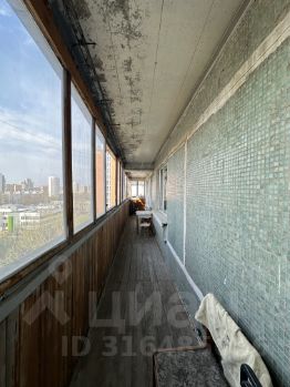 3-комн.кв., 70 м², этаж 9