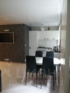 2-комн.кв., 43 м², этаж 3