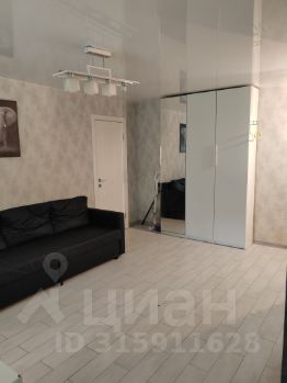 2-комн.апарт., 45 м², этаж 3
