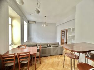 3-комн.кв., 65 м², этаж 4