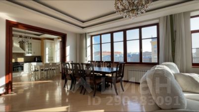 4-комн.кв., 190 м², этаж 7