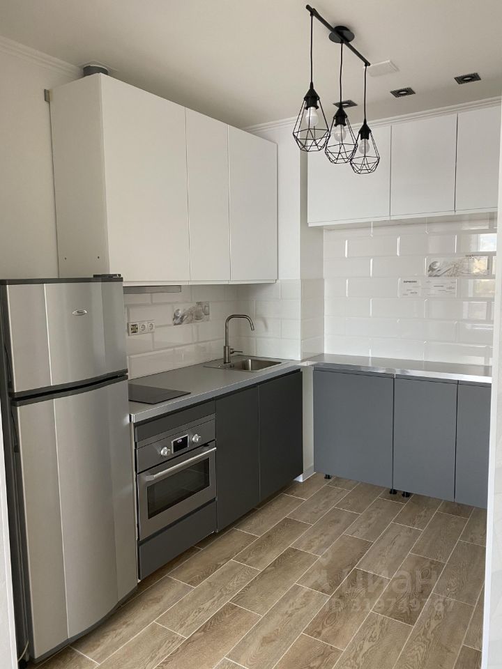 2-комнатная квартира, 42,7 м² — фото 2