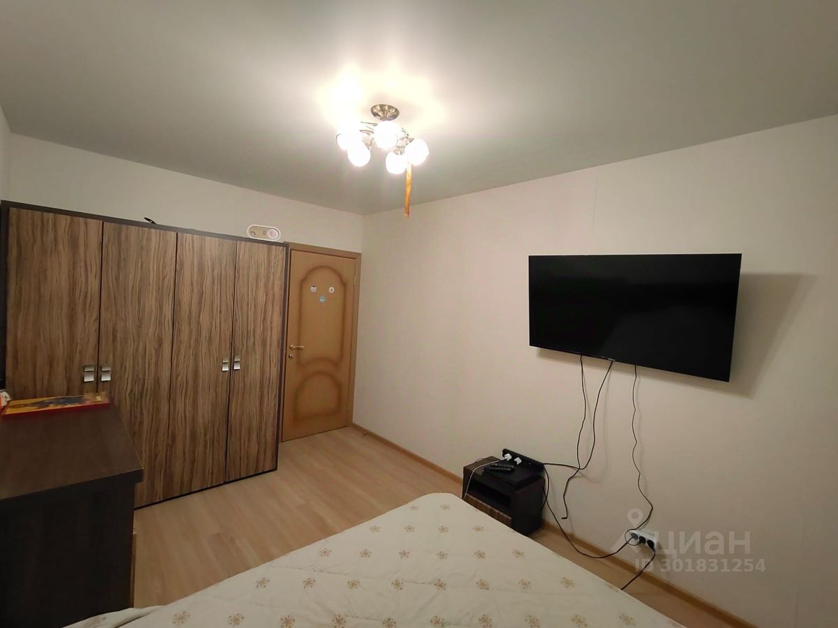 Снять трехкомнатную квартиру 62.7м² Харьковский проезд, 5К1, Москва ...