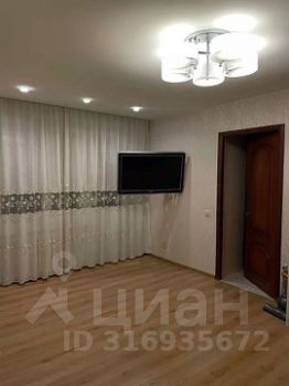 2-комн.кв., 50 м², этаж 3