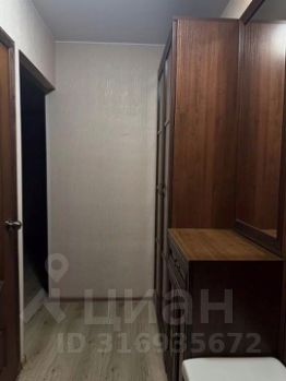 2-комн.кв., 50 м², этаж 3