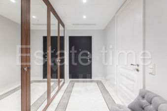 2-комн.апарт., 71 м², этаж 15