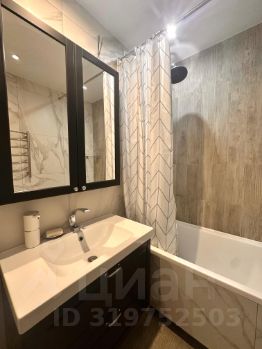 1-комн.кв., 38 м², этаж 18