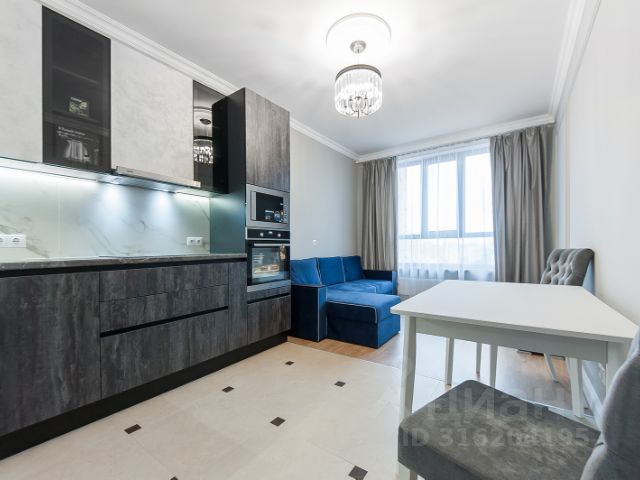 2-комн., 46 м², 17/27 этаж