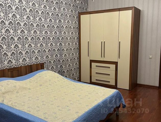 2-комн., 90 м², 3/22 этаж