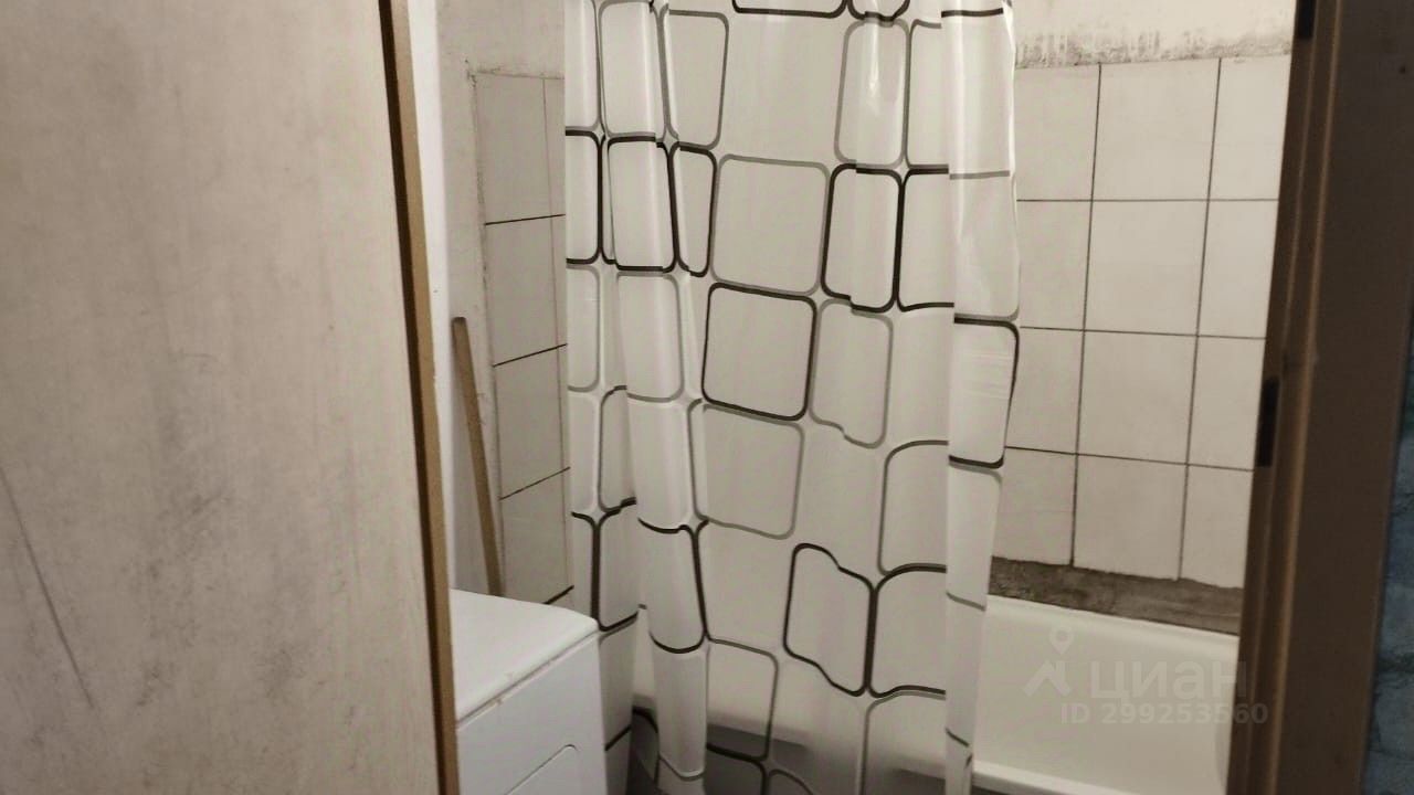 Сдам однокомнатную квартиру 38м² Изюмская ул., 34К1, Москва, ЮЗАО, р-н ...