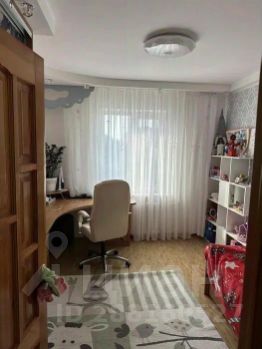 3-комн.кв., 80 м², этаж 4