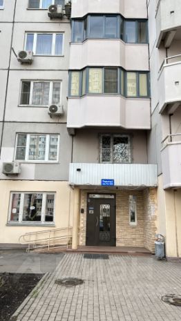 3-комн.кв., 71 м², этаж 4