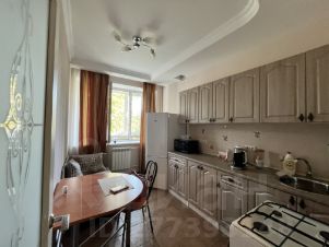 1-комн.кв., 35 м², этаж 4 1-комн.кв., 35 м², этаж 4