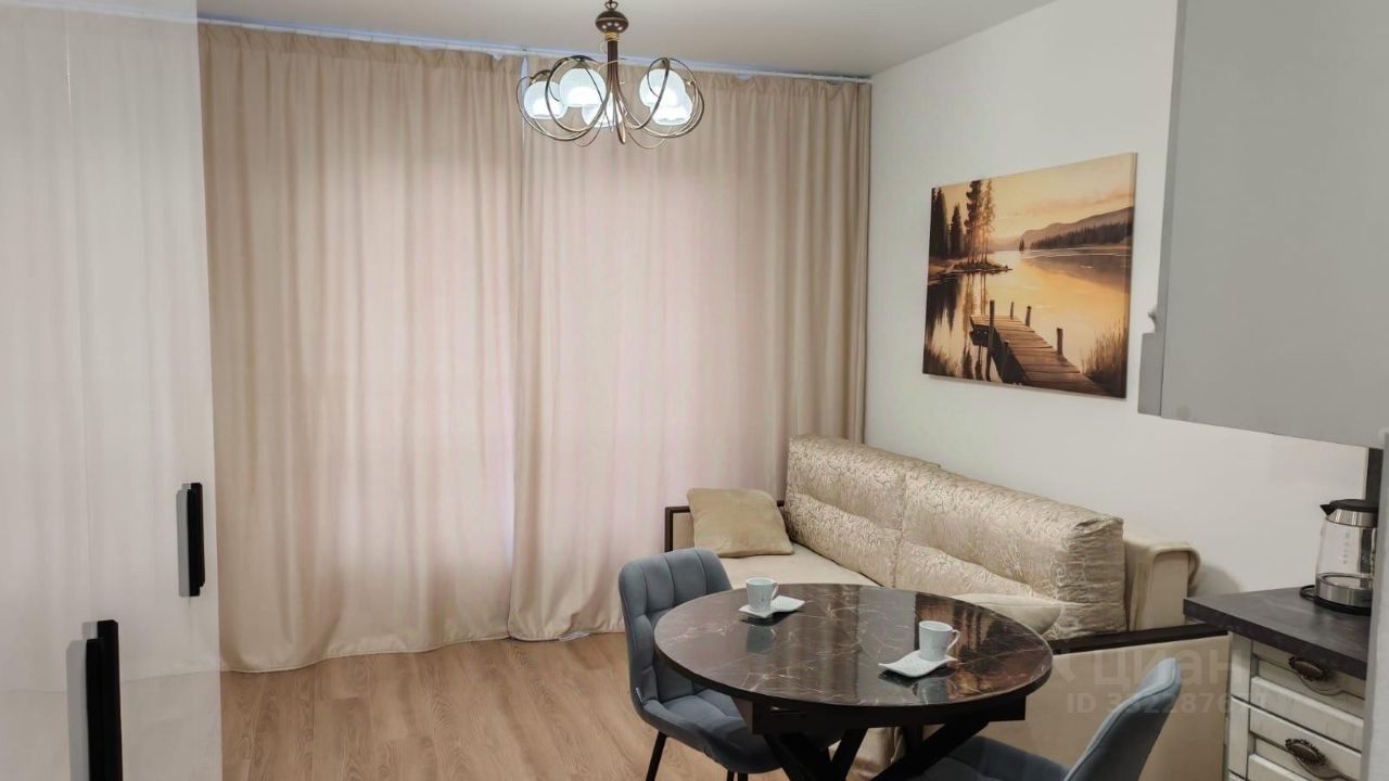 Сдаю студию 20 м2 в ЖК Кавказский бульвар, 51к2 (застройщик ПИК).
Расположена на 4 этаже. Оборудован - Vista 2