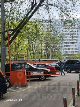 3-комн.кв., 64 м², этаж 3
