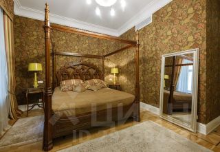 4-комн.кв., 137 м², этаж 3