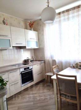 3-комн.кв., 76 м², этаж 14