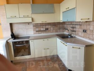 2-комн.кв., 64 м², этаж 14