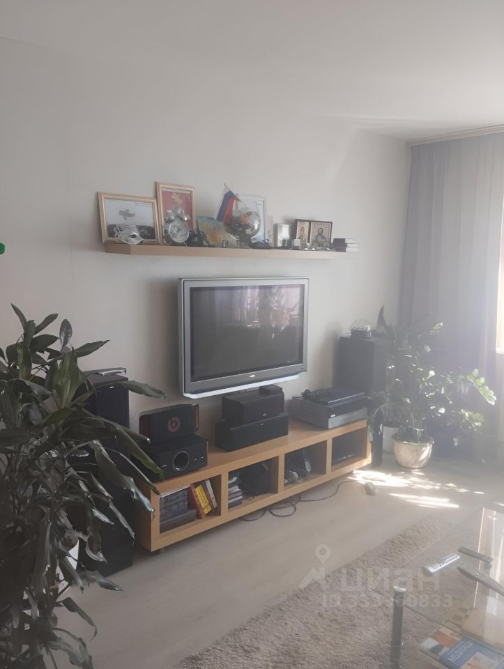 2-комнатная квартира, 56 м² — фото 1