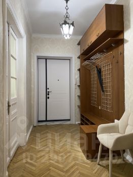 2-комн.кв., 71 м², этаж 7