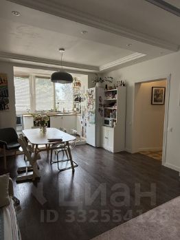 2-комн.кв., 60 м², этаж 4 2-комн.кв., 60 м², этаж 4