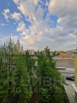 2-комн.кв., 57 м², этаж 5