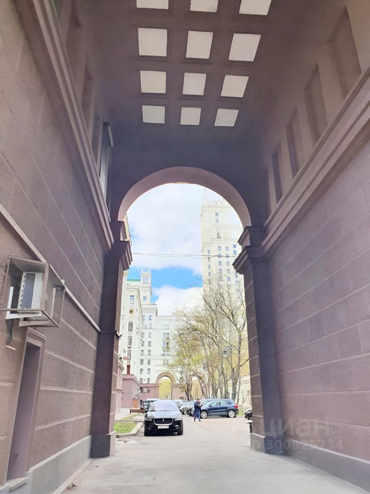 Купить пятикомнатную квартиру 132.7м² Котельническая наб., 1/15кА ...