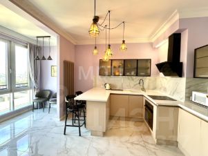 1-комн.кв., 53 м², этаж 14