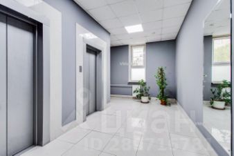 4-комн.кв., 142 м², этаж 3