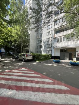 3-комн.кв., 65 м², этаж 15