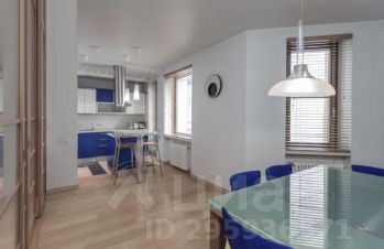 3-комн.кв., 130 м², этаж 2